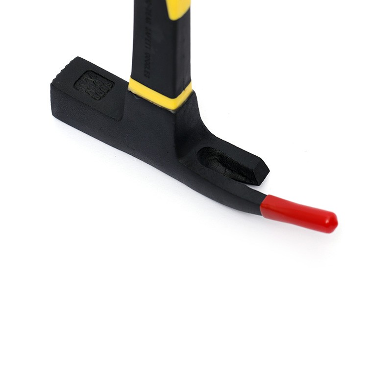 One-horned mason hammer